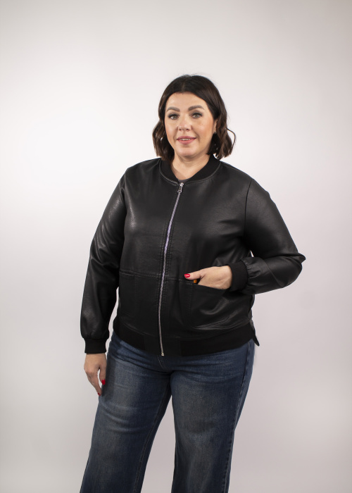 Куртка 18253 черн.