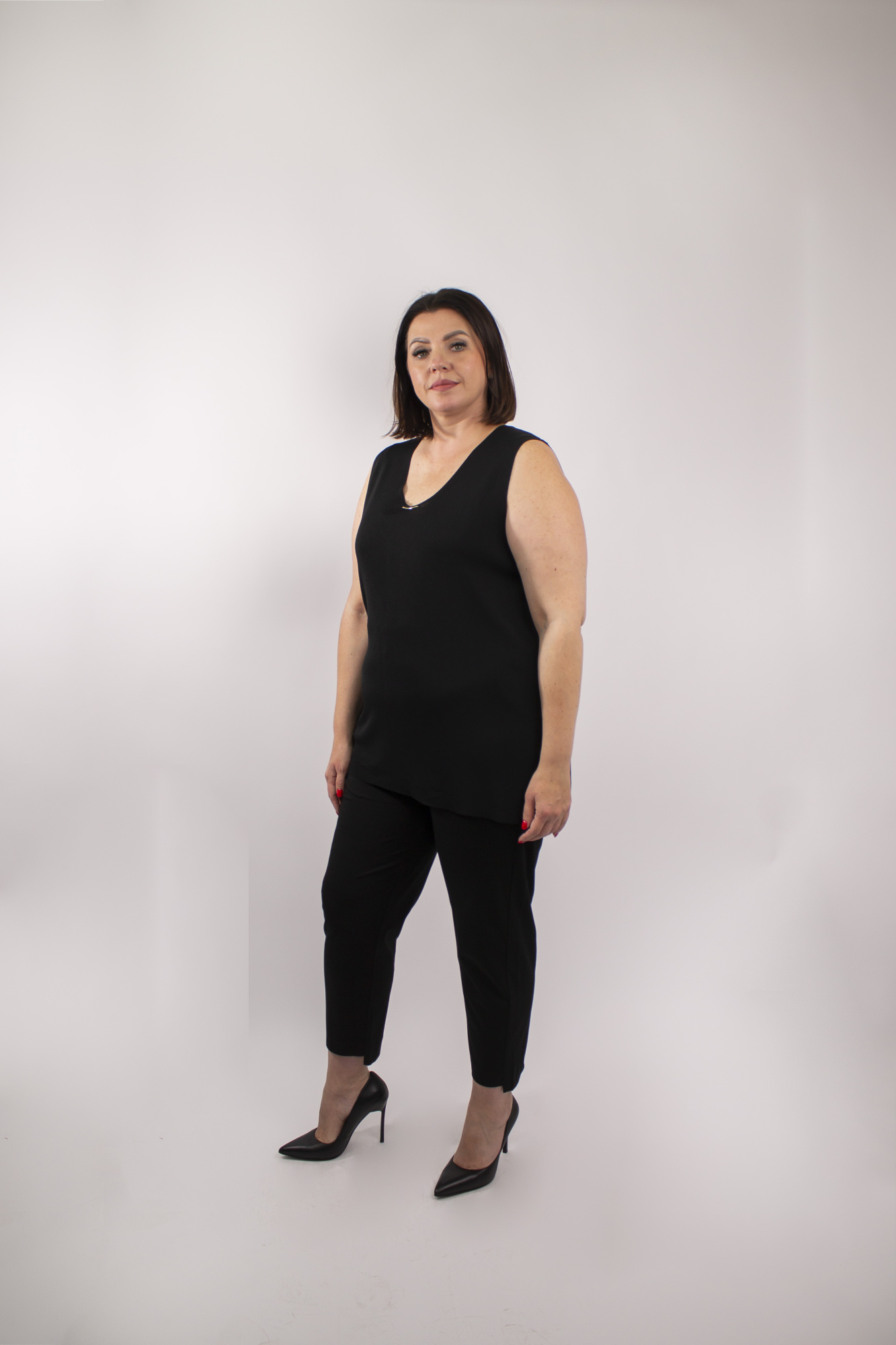 Топ 677 черн.