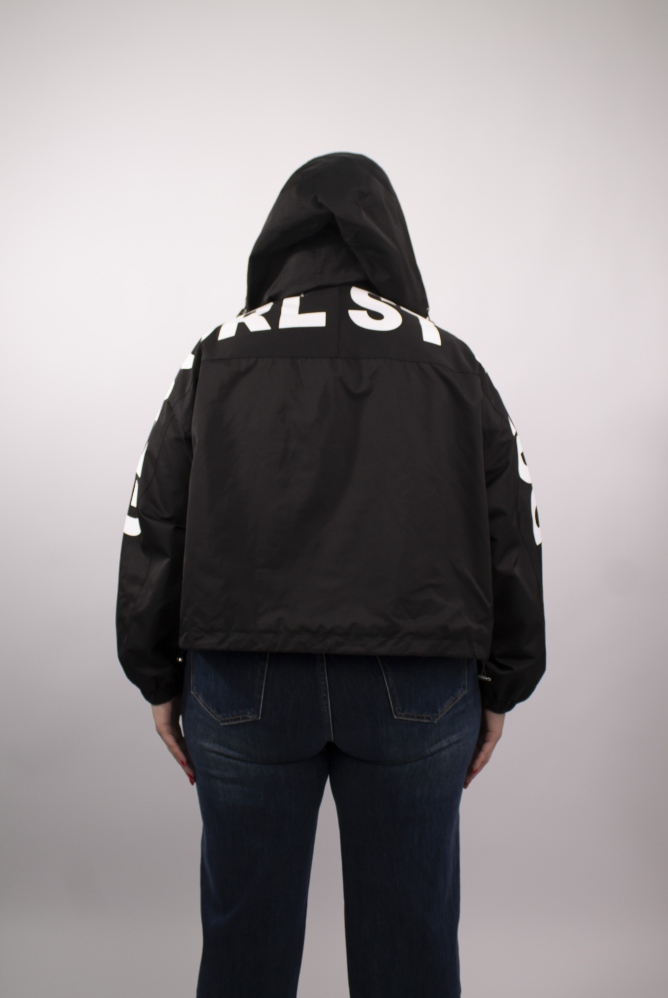 Ветровка 77799 черн.