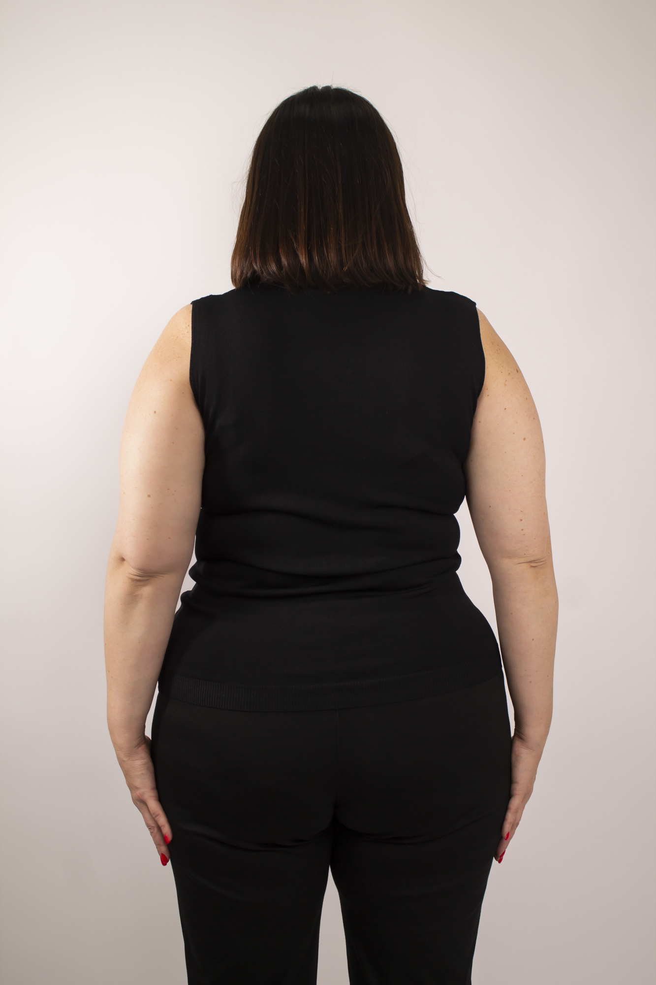 Топ 2572 черн.